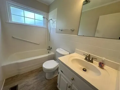 15 Pine Street Savannah TN 38372