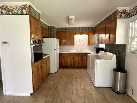 15 Pine Street Savannah TN 38372