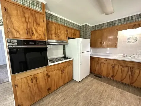 15 Pine Street Savannah TN 38372