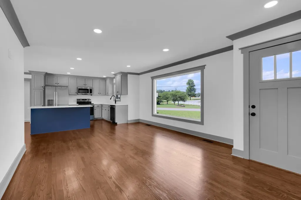 202 Lee Lane Shelbyville TN 37160