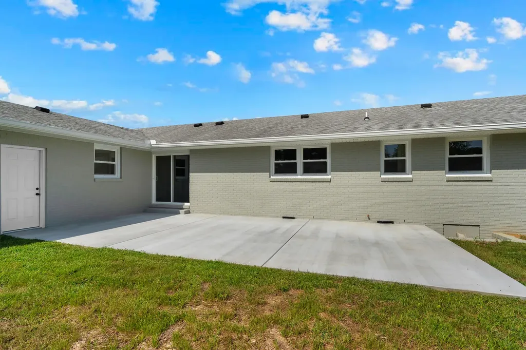 202 Lee Lane Shelbyville TN 37160