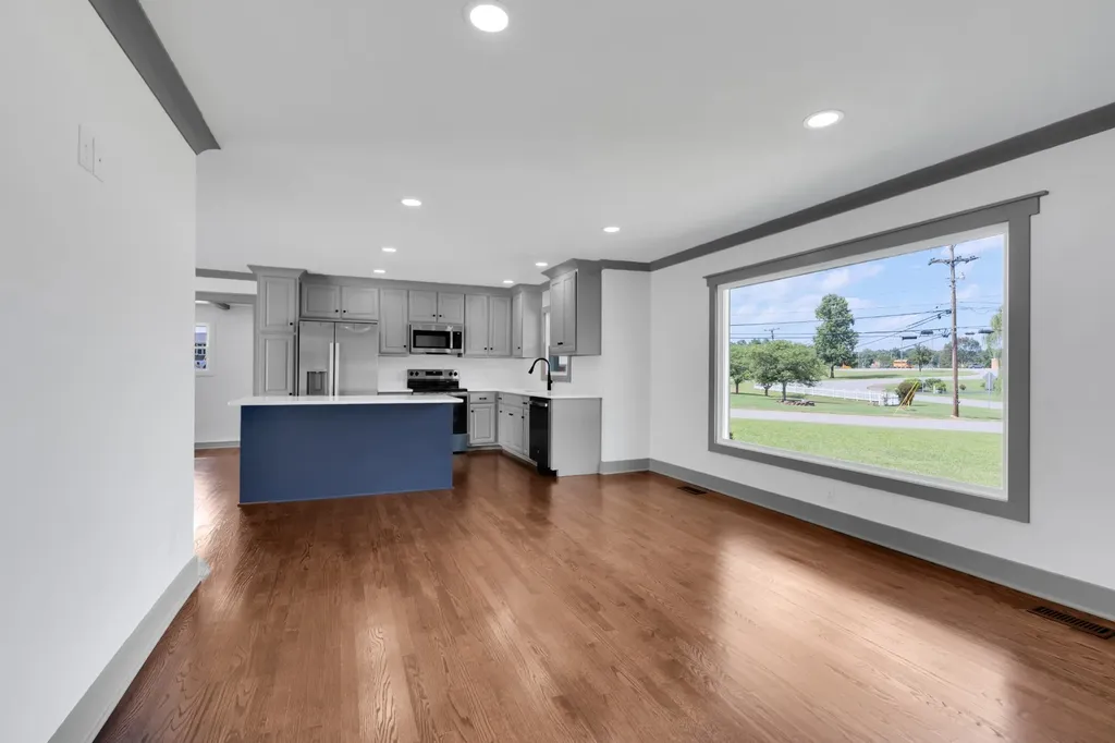 202 Lee Lane Shelbyville TN 37160