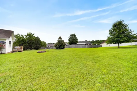 217 Wagoners Way Westmoreland TN 37186