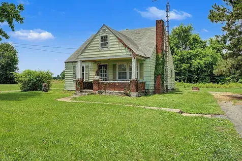 376 Ky 85, E Centertown KY 42328
