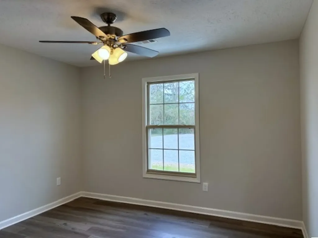 157 Hunt Street Manchester TN 37355