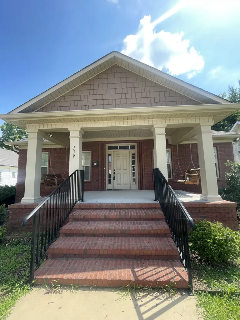 219 Waterloo Street Lawrenceburg TN 38464