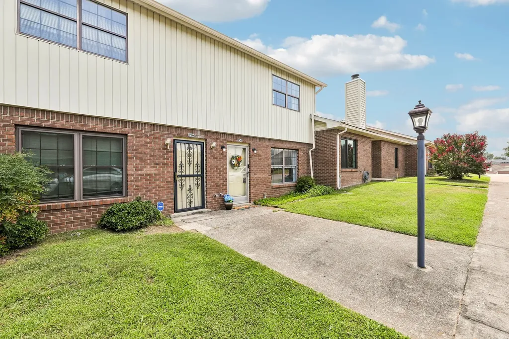 254 Mayflower Ln, N Madison TN 37115