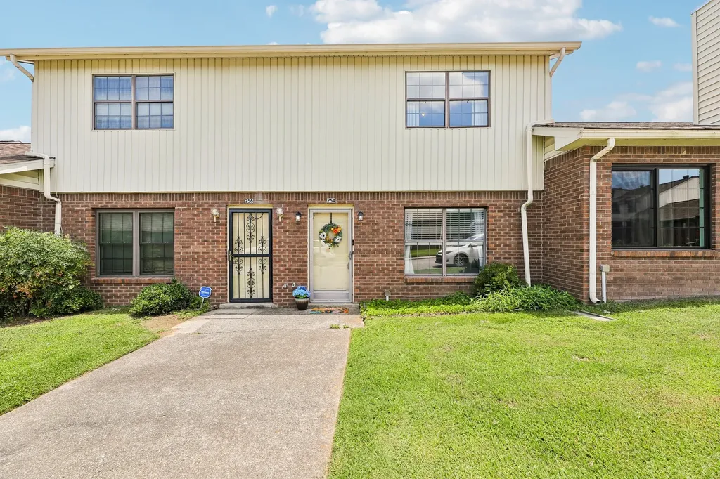 254 Mayflower Ln, N Madison TN 37115