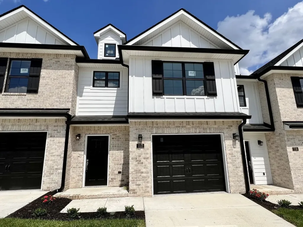 721 Hollie Way Lebanon TN 37090