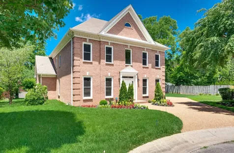 1605 Ardenwood Court Nashville TN 37215