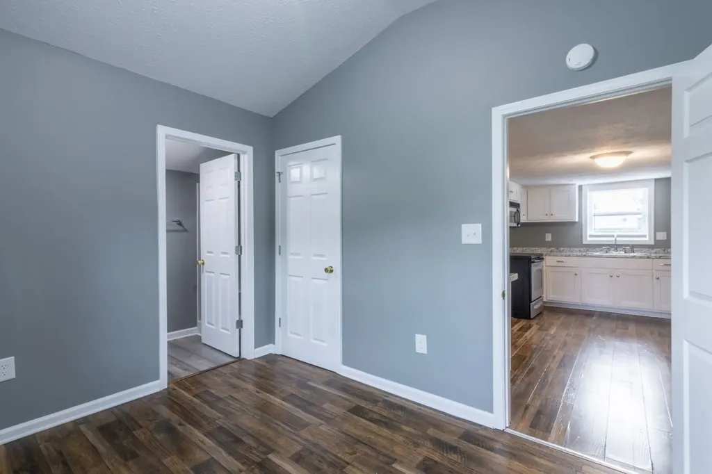 605 Days Road Lafayette TN 37083