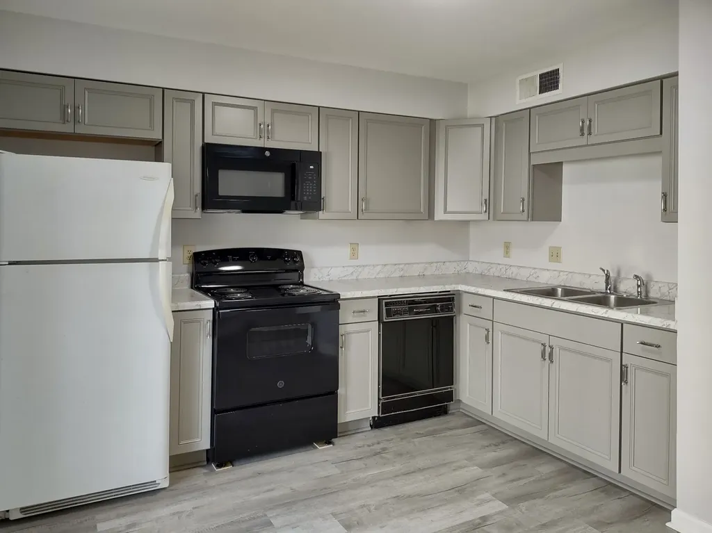 117 Moore St, E Tullahoma TN 37388