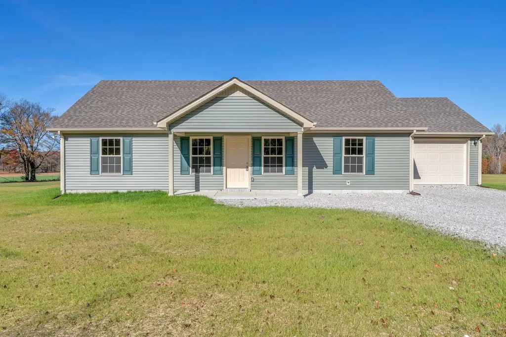 1563 Paynes Church Road Winchester TN 37398