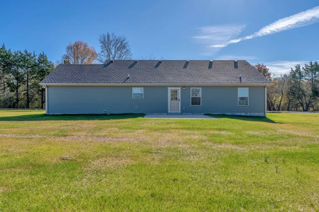 1563 Paynes Church Road Winchester TN 37398