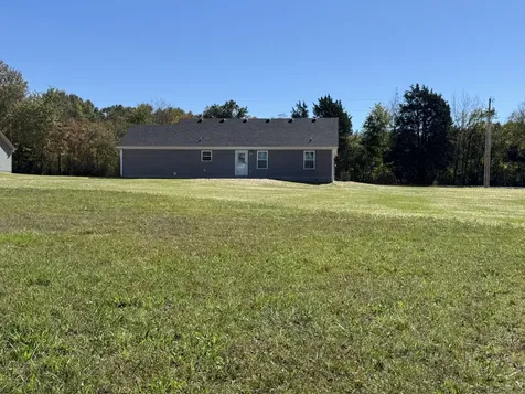 1563 Paynes Church Road Winchester TN 37398