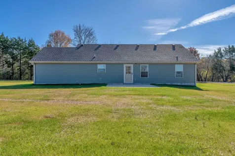 1563 Paynes Church Road Winchester TN 37398