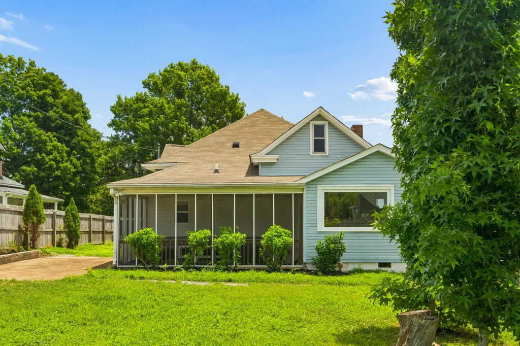 810 Porter Road Nashville TN 37206