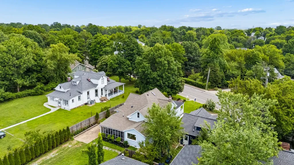 810 Porter Road Nashville TN 37206
