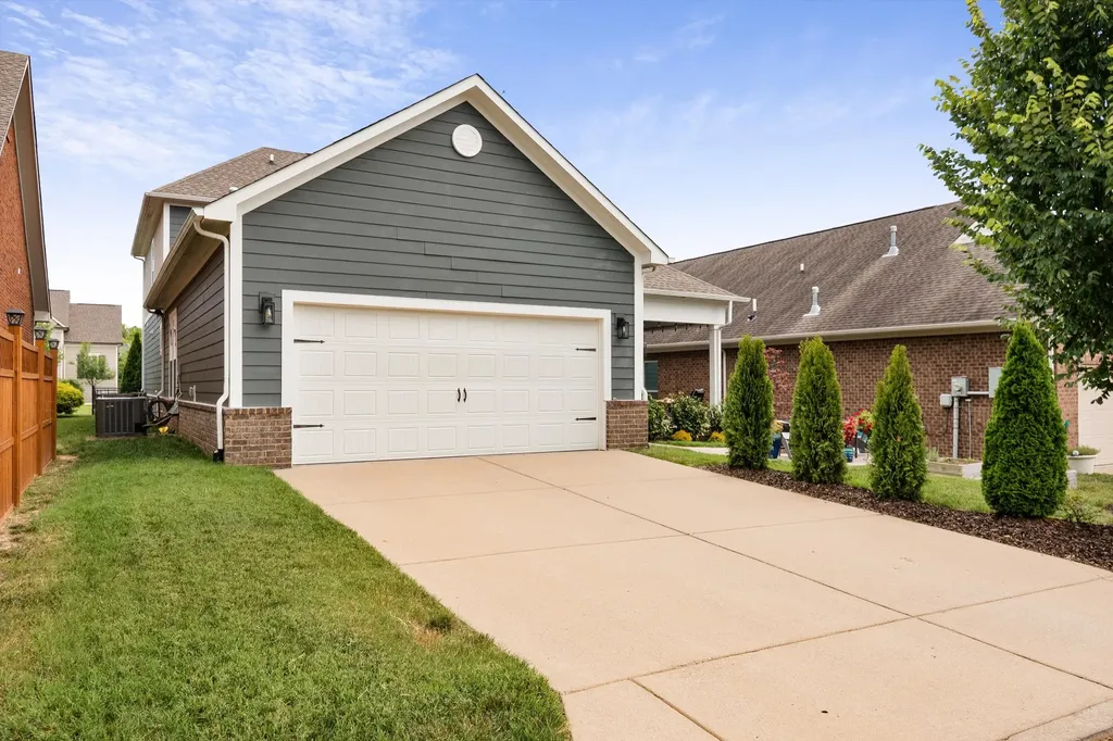 1531 Drakes Creek Road Hendersonville TN 37075