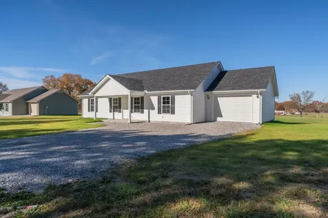 1585 Paynes Church Road Winchester TN 37398