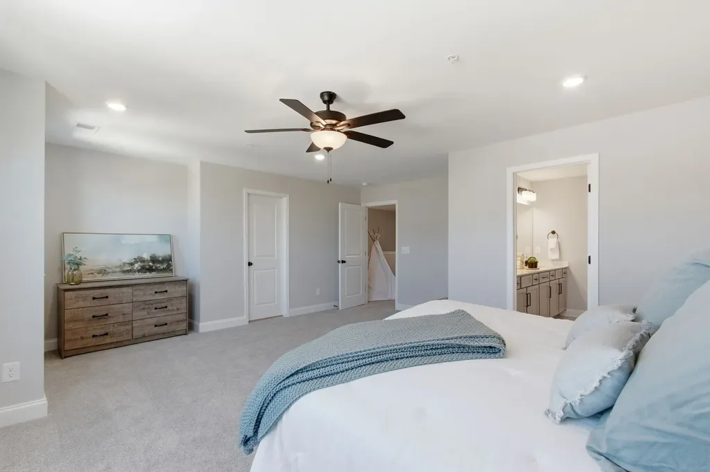 1154 June Wilde Ridge Spring Hill TN 37174