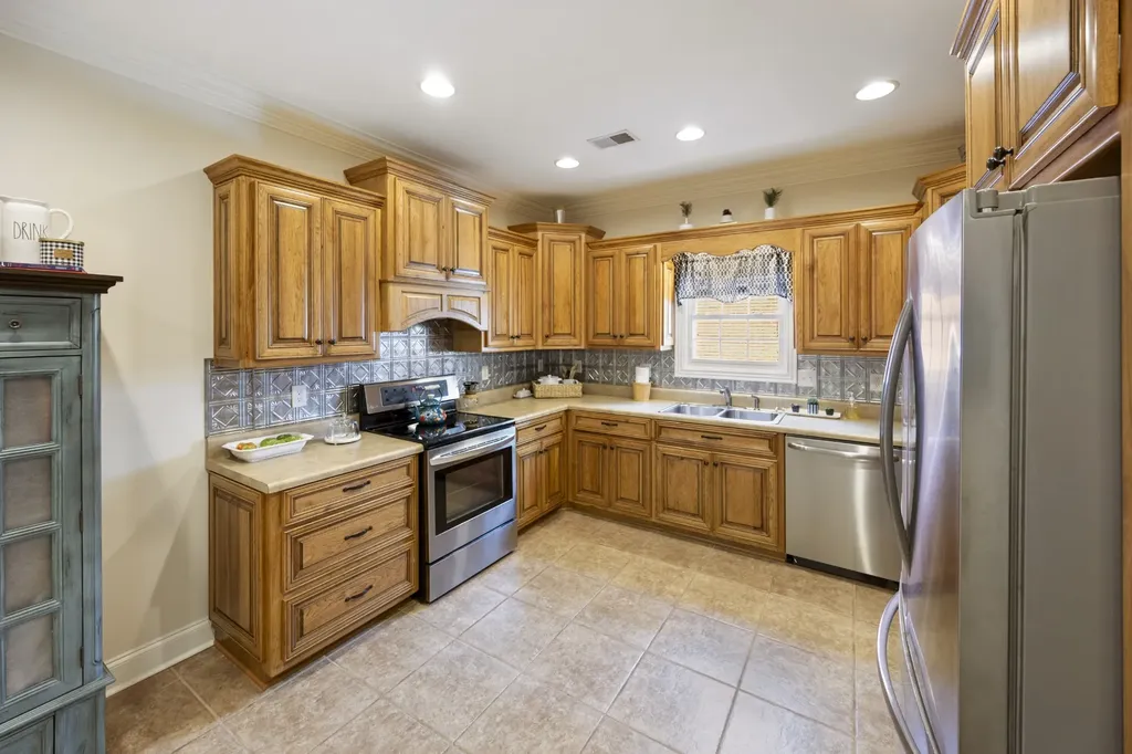 342 Chase Circle Winchester TN 37398