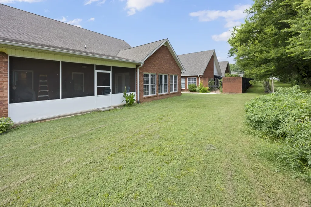 342 Chase Circle Winchester TN 37398