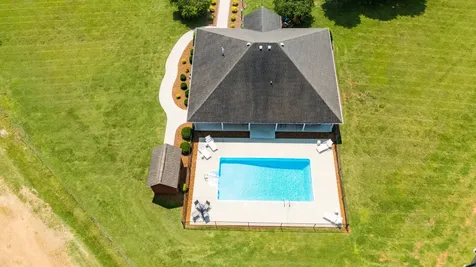 342 Chase Circle Winchester TN 37398