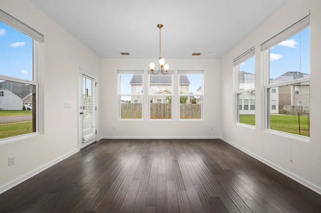 2505 Miranda Drive Murfreesboro TN 37128