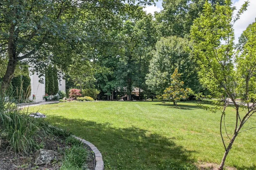307 Laurel Circle Crossville TN 38555