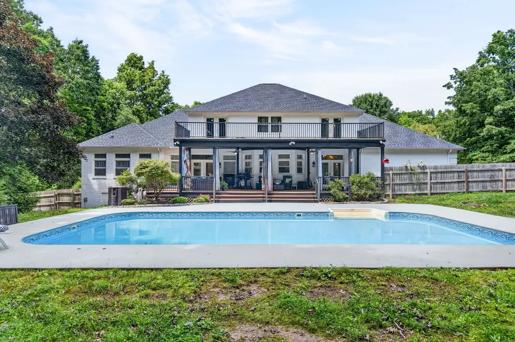 307 Laurel Circle Crossville TN 38555