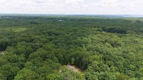 35 Lake Louisa Loop Monteagle TN 37356