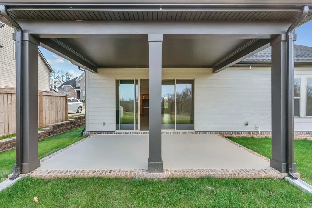 202 Phillips Bend Spring Hill TN 37174