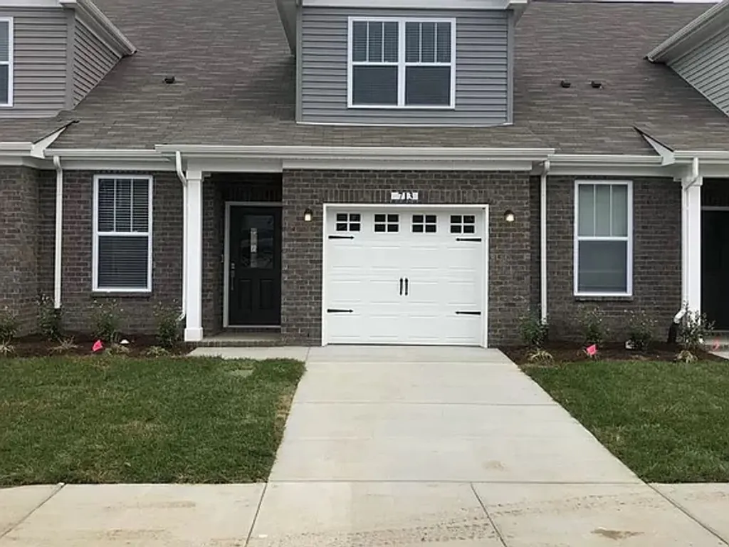 713 Mickelson Way Lebanon TN 37087
