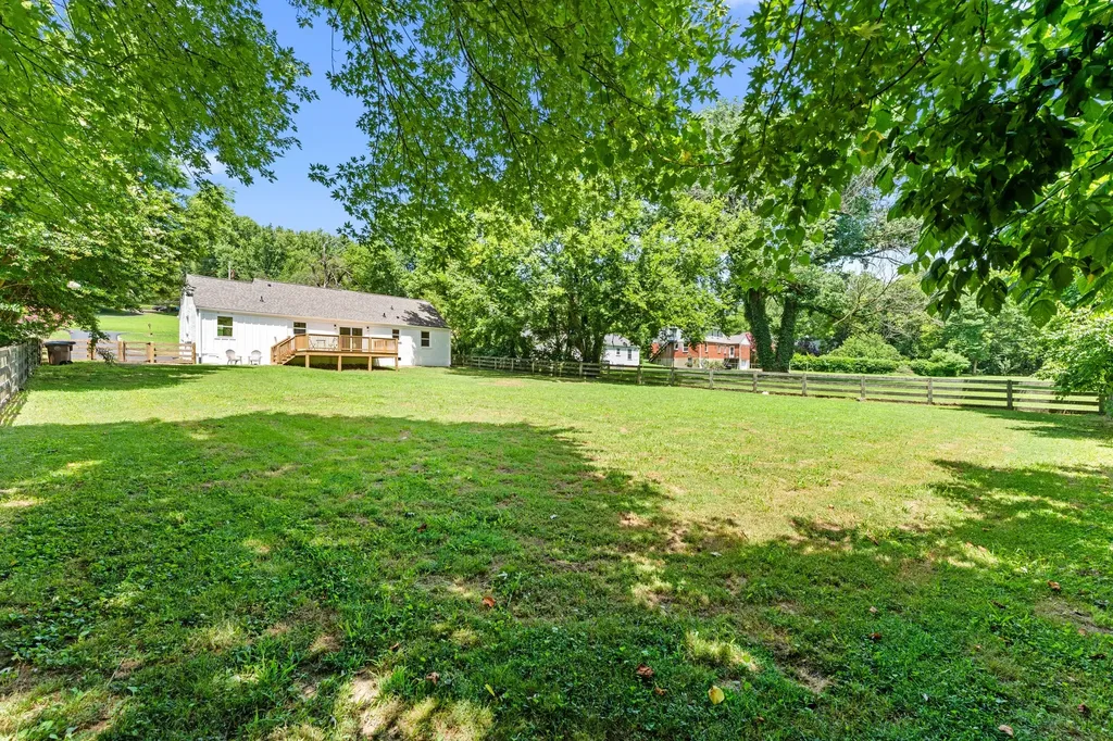 714 Greymont Drive Nashville TN 37217