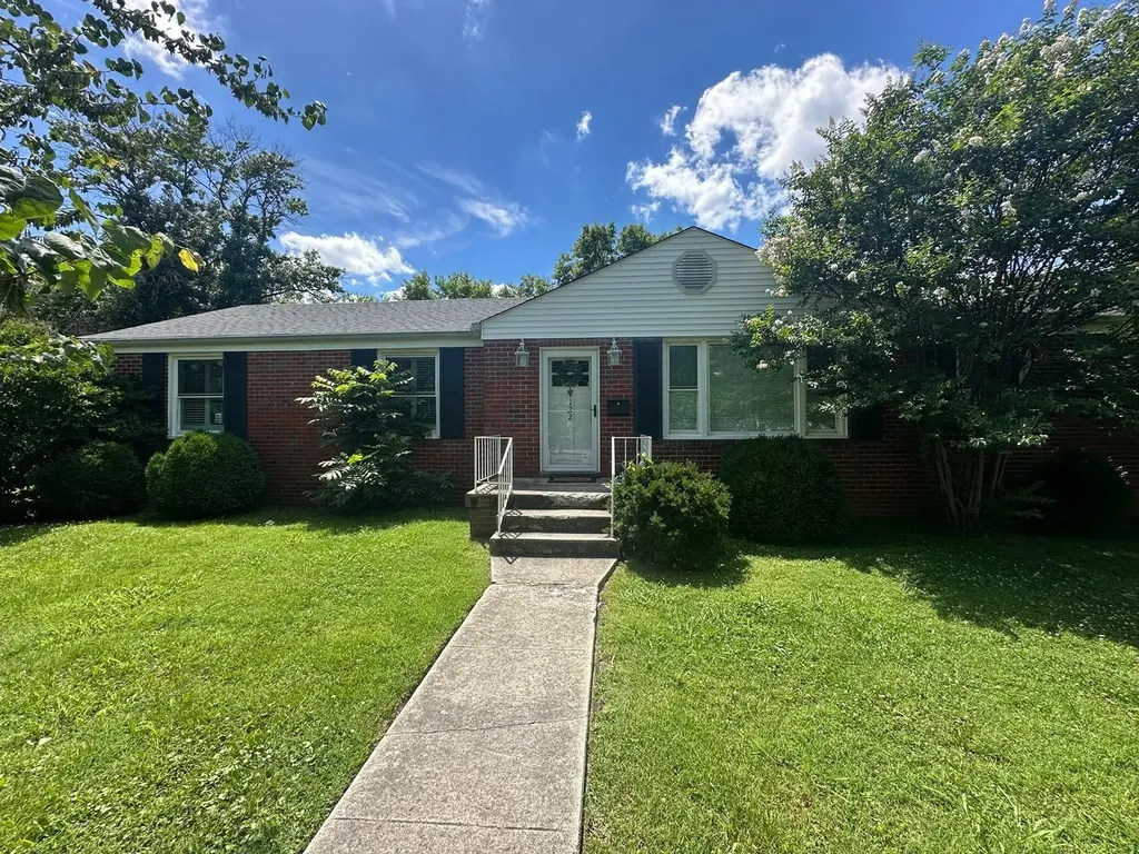 122 Hammond Avenue Lebanon TN 37087