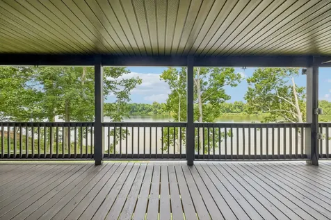 194 Lakeshore Circle Bumpus Mills TN 37028