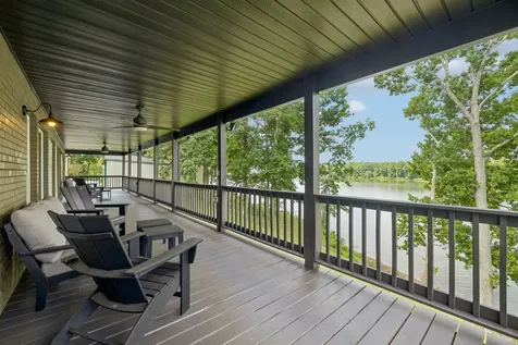 194 Lakeshore Circle Bumpus Mills TN 37028