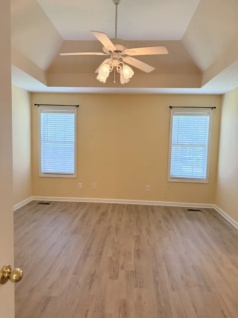 332 Hazeltine Drive Gallatin TN 37066