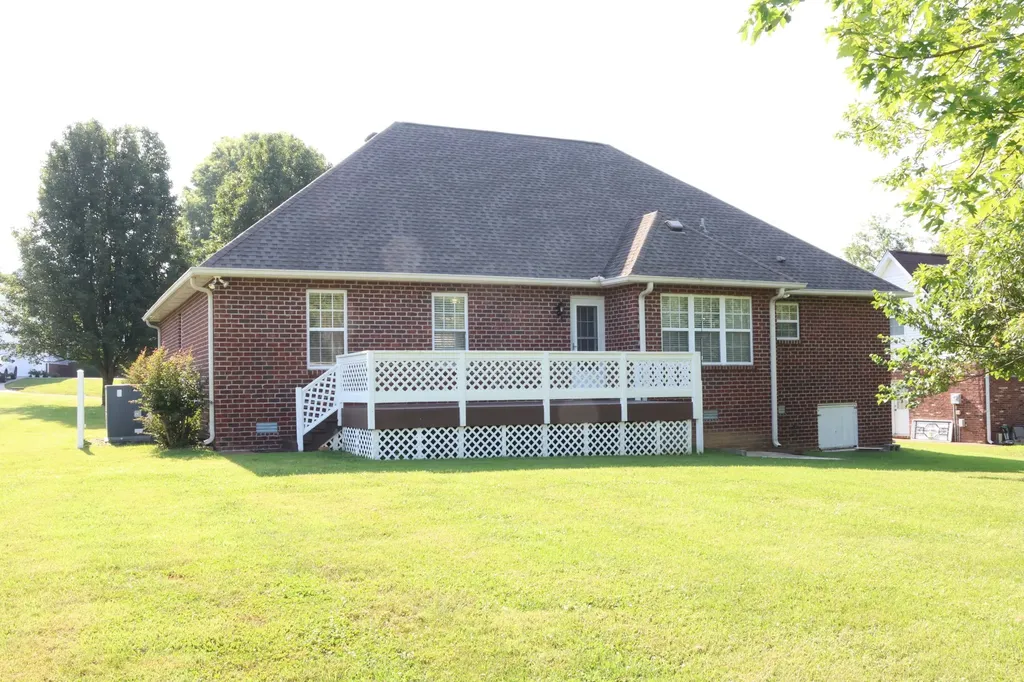 332 Hazeltine Drive Gallatin TN 37066