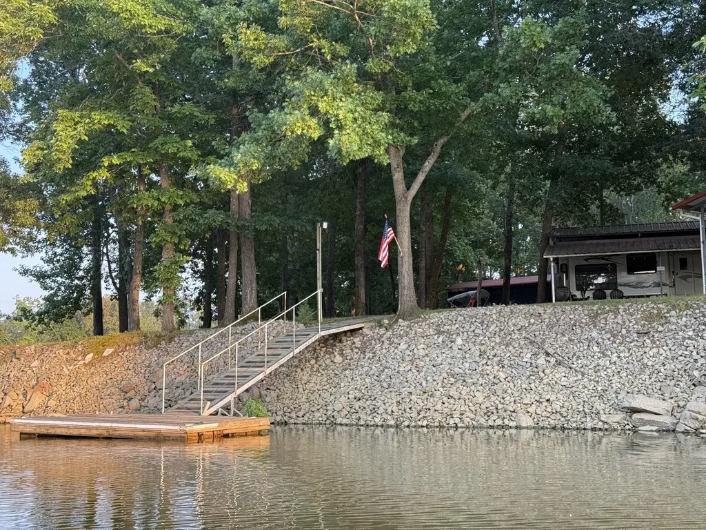 261 Lakeview Drive Bath Springs TN 38311