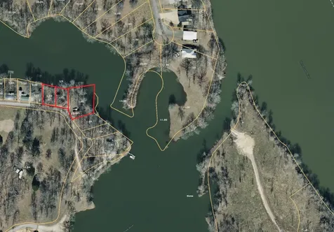 261 Lakeview Drive Bath Springs TN 38311
