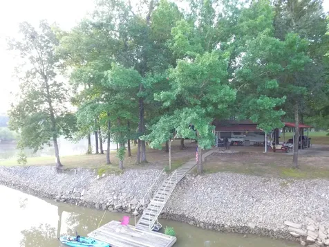 261 Lakeview Drive Bath Springs TN 38311
