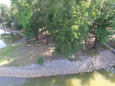 261 Lakeview Drive Bath Springs TN 38311