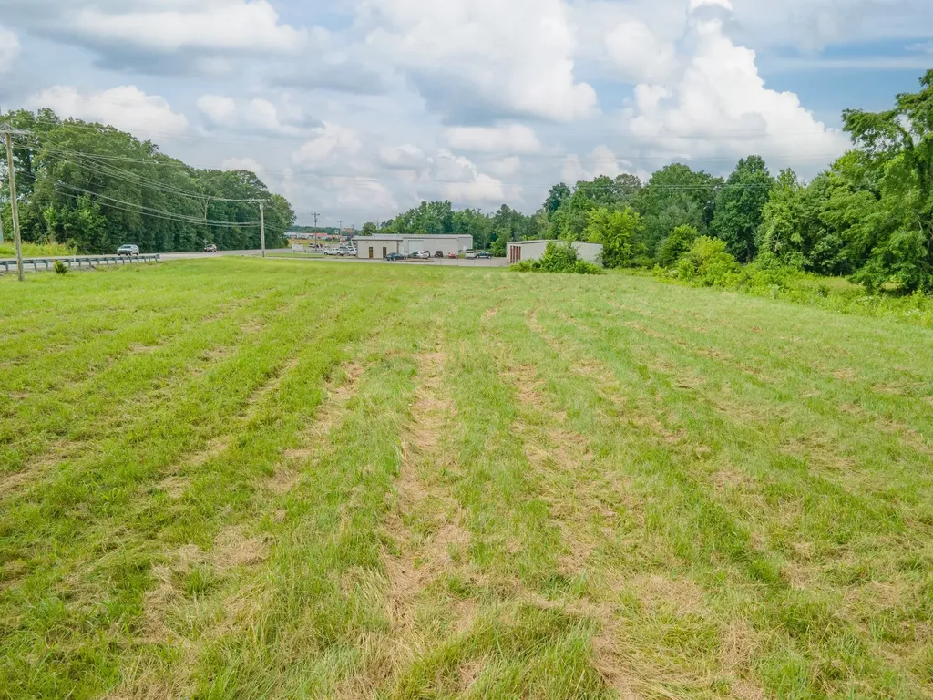 2855 Huntsville Highway Fayetteville TN 37334