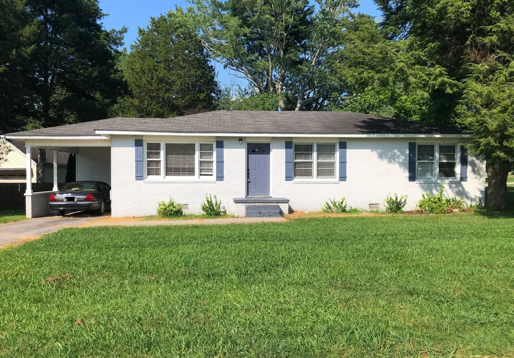 1102 N High Street Winchester TN 37398