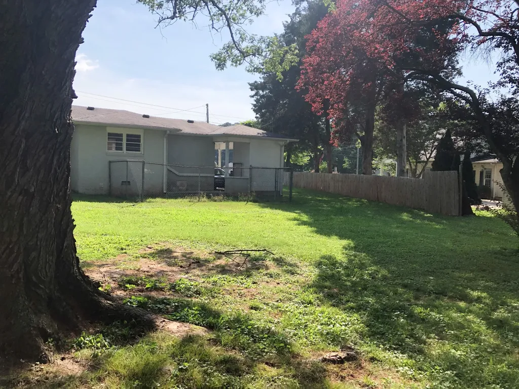 1102 N High Street Winchester TN 37398