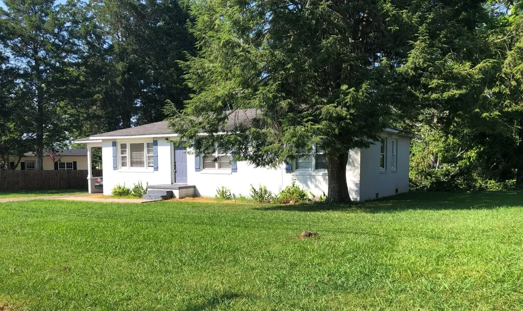 1102 N High Street Winchester TN 37398