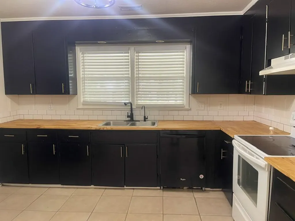 1102 N High Street Winchester TN 37398
