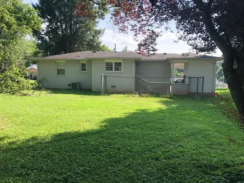 1102 N High Street Winchester TN 37398